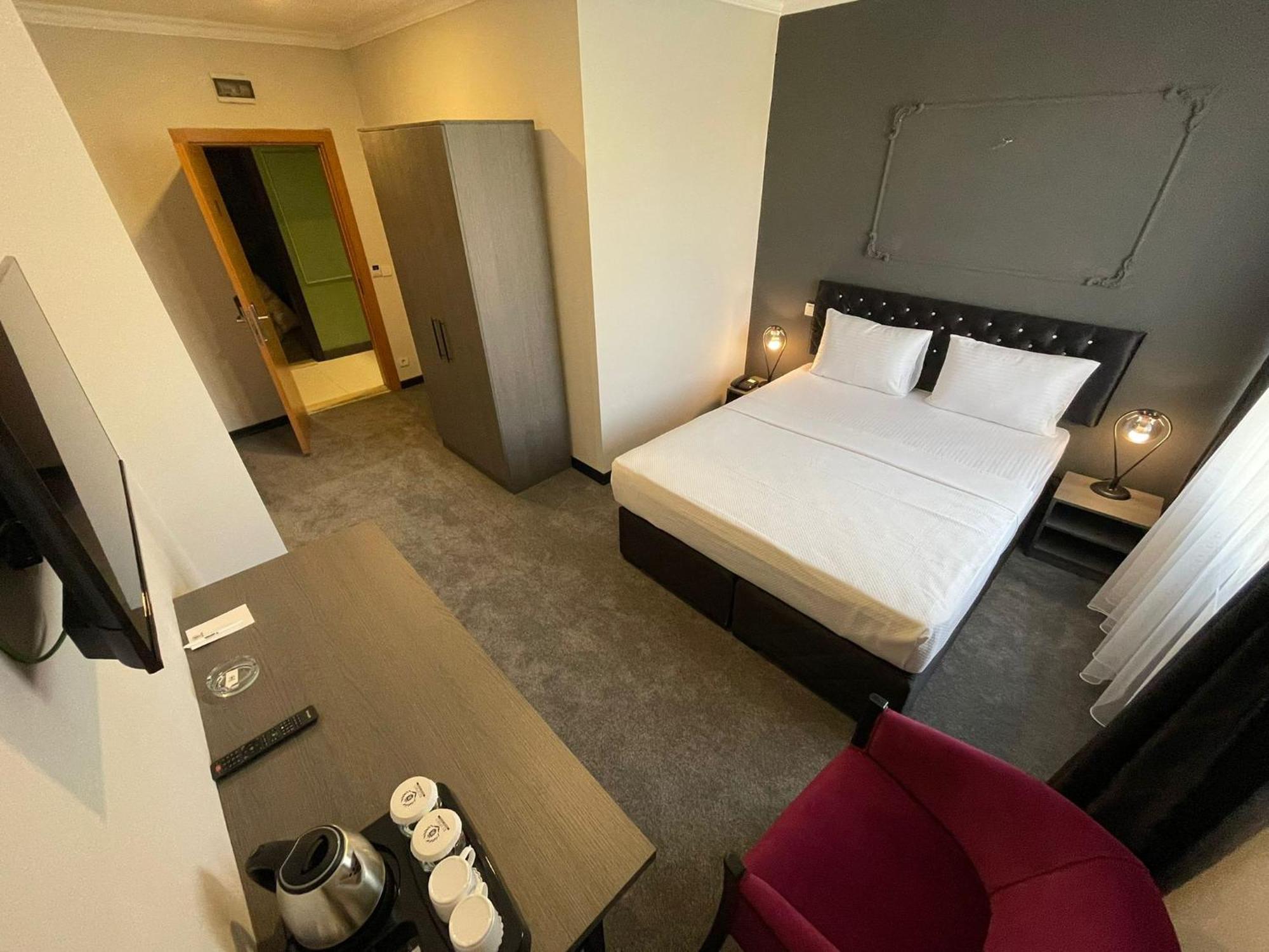 Respiro Park Hotel Бююкчекмедже Экстерьер фото